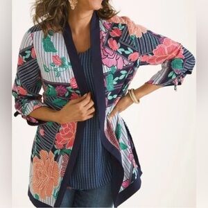 CHICO'S Floral Kimono-Style Flowy Jacket /
Swimsuit Coverup - Size 8/10 (Medium)